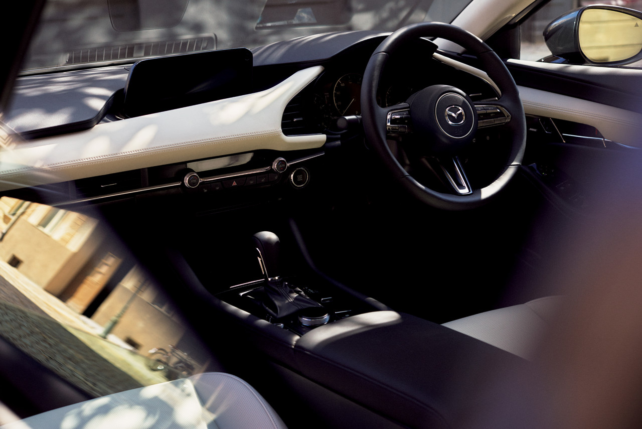 クルマの 音 の世界 未来を見据えたエンジニアの取り組み Mazda マツダ公式ブログ Zoom Zoom Blog