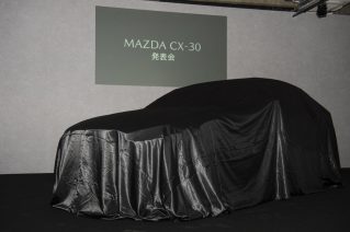 MAZDA CX-30 国内発表会
