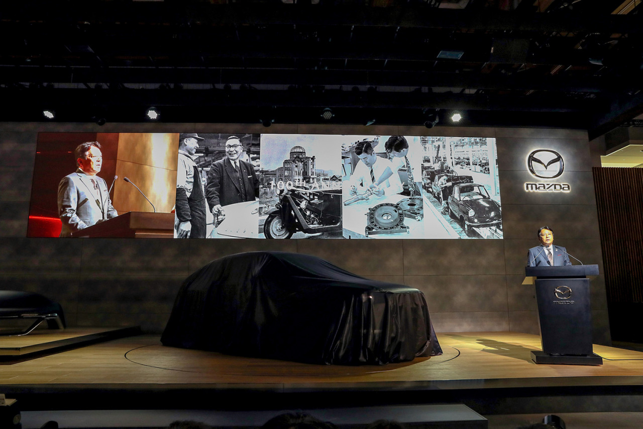 Mx 30 世界初公開 東京モーターショー19マツダプレスカンファレンスを速報します Mazda マツダ公式ブログ Zoom Zoom Blog