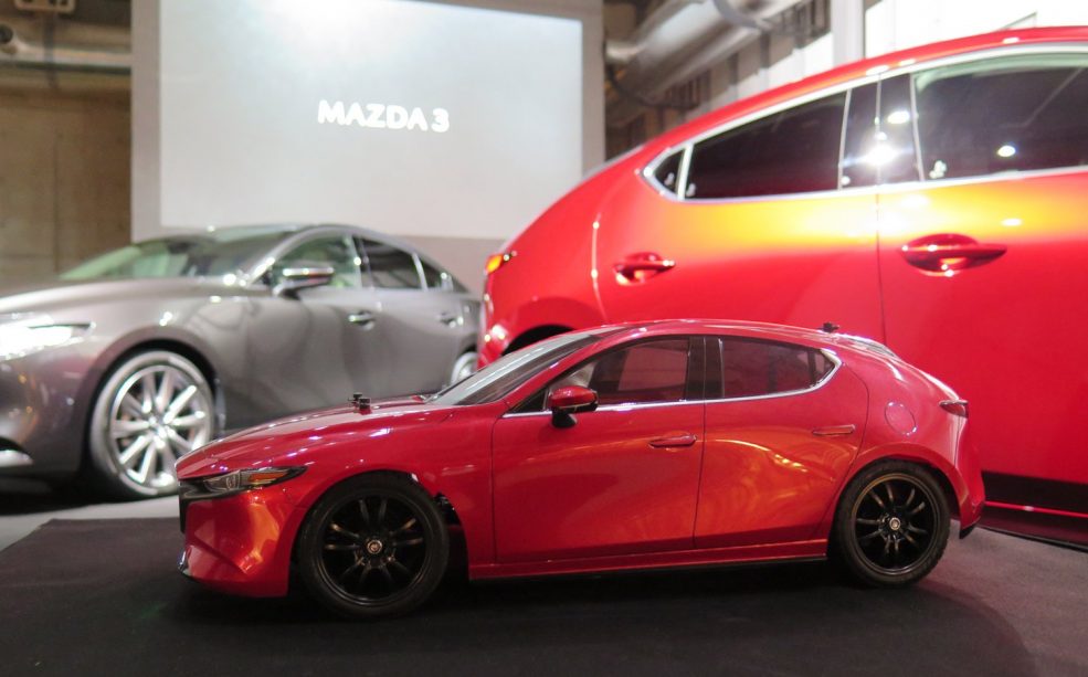 【MAZDA3デザインコンテスト】ペーパークラフトとぬり絵で夢のクルマを描こう！ 【MAZDA】マツダ公式ブログ ZoomZoom Blog